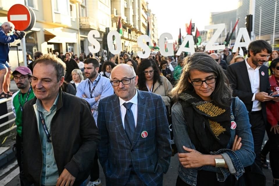 Entre los asistentes estuvieron el ministro de Cultura del Gobierno de Pedro Sánchez, Ernest Urtasun, y el director del certamen, José Luis Rebordinos.