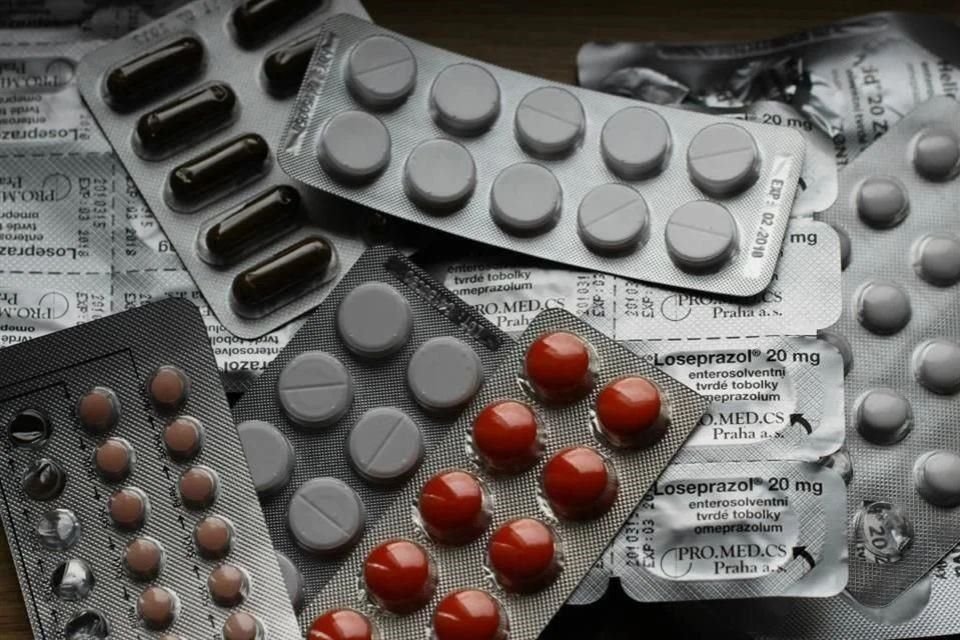 La Presidenta Sheinbaum reconoció que su Gobierno mantiene adeudos con empresas farmacéuticas, principalmente de 2024.