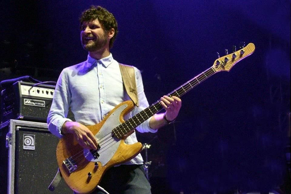 Michael League, líder de la banda texana Snarky Puppy, radica ahora en Cataluña. 'No quiero sentirme como en la cárcel, viviendo en un país que ya no tiene nada que ver con el país en el que crecí', dice sobre el clima político en EU.