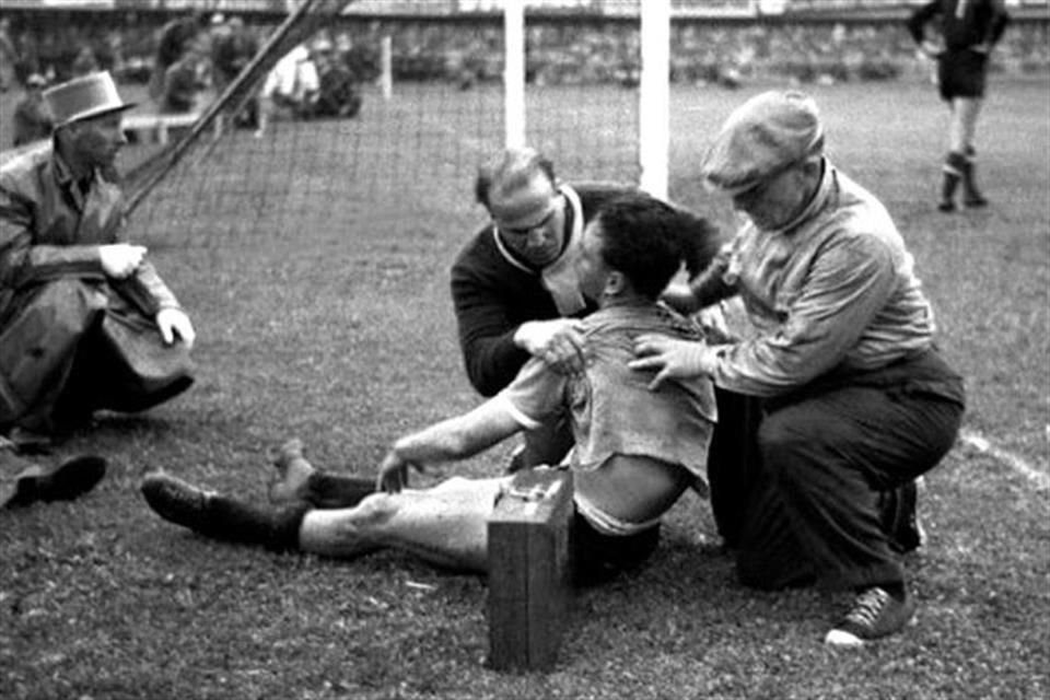 Juan Eduardo Hohberg, conocido como 'El Verdugo', sufrió un infarto en pleno partido y volvió a jugar ante el asombro de la multitud.