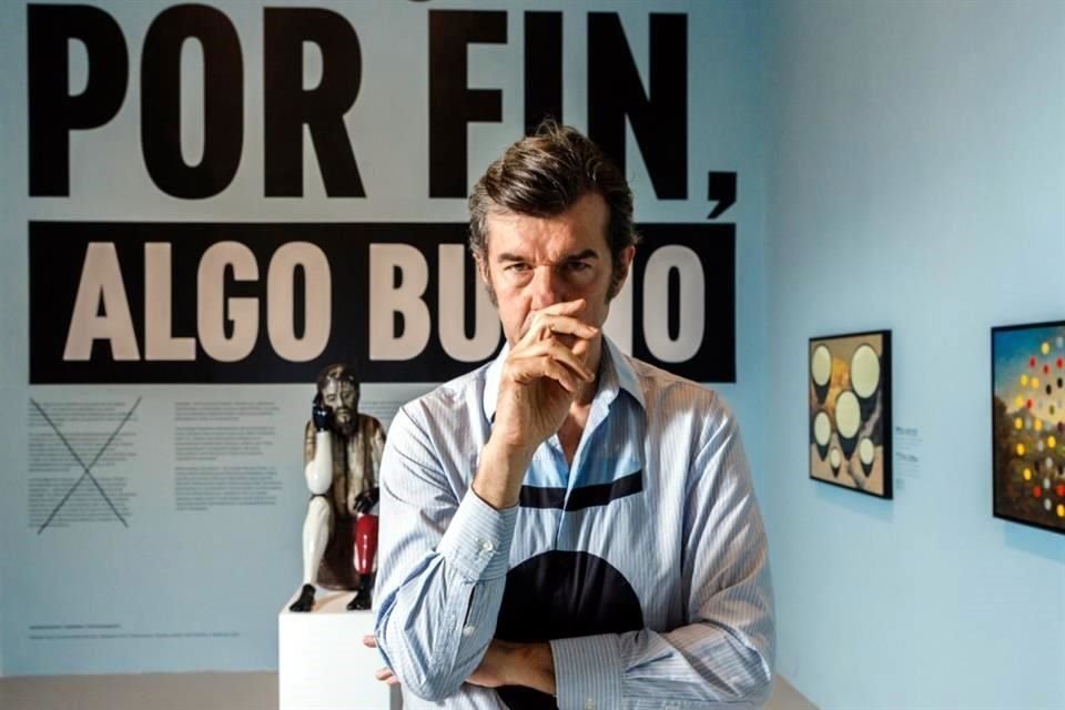 En la exposición 'Por Fin, Algo Bueno', Stefan Sagmeister cuestiona la percepción sobre el estado actual del mundo.