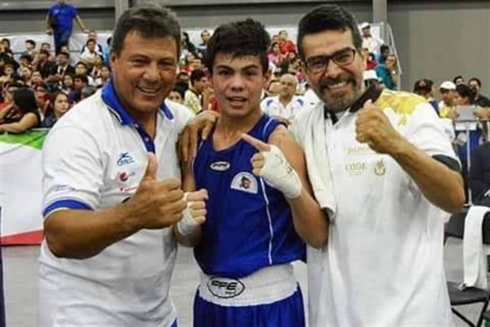Desde pequeño, Medina entró a los entrenamientos en el Code Jalisco.