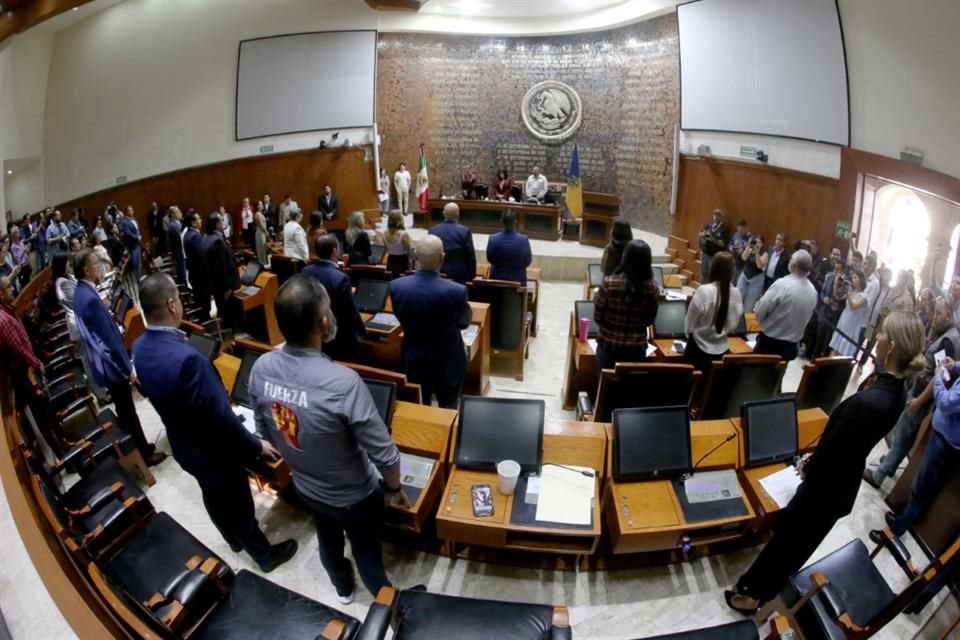 Congreso de Jalisco autorizó que el Gobierno de Estado done tres predios del Infonavit e Insus, para desarrollo de vVvienda del Bienestar.