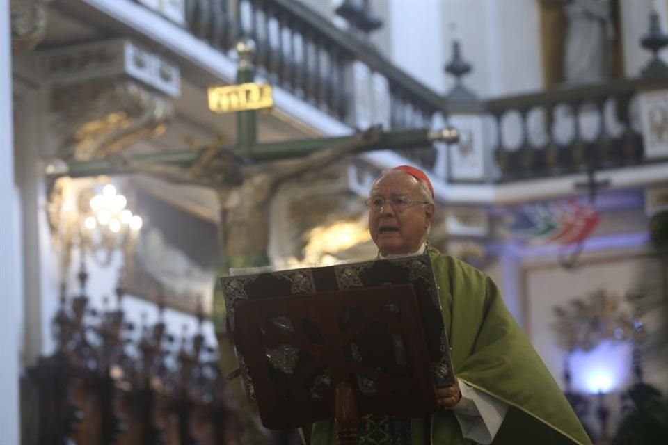 Cardenal Francisco Robles Ortega, Arzobispo metropolitano.