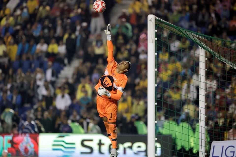 Navas no pudo evitar la goleada del América.