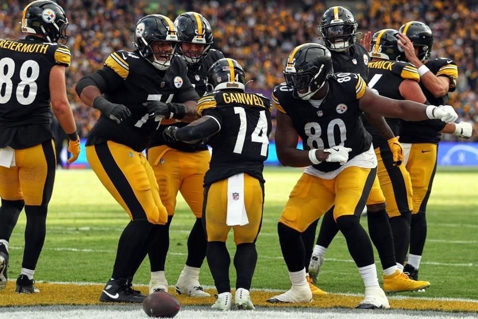Los Steelers festejaron por primera vez un triunfo en Irlanda.