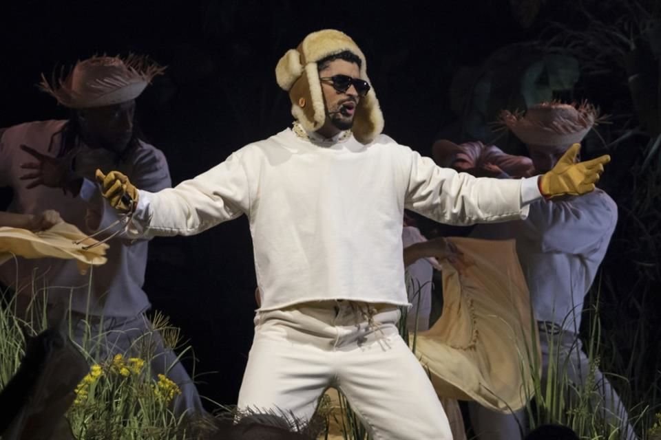 El cantante se presentará en el medio tiempo del Super Bowl.