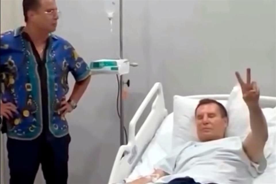 Julio César Chávez está en observación y se espera que pronto abandone el hospital.