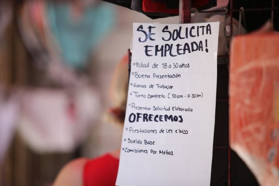La tasa de desempleo en Jalisco fue de 2.06% en agosto, reportó el Estado, pero el INEGI informó que persiste informalidad y desigualdad.