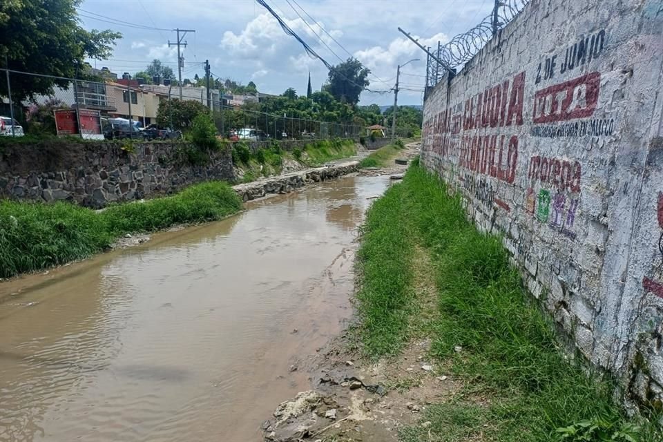Vecinos ya intentaron reportar el problema al Siapa, pero no reciben respuesta.