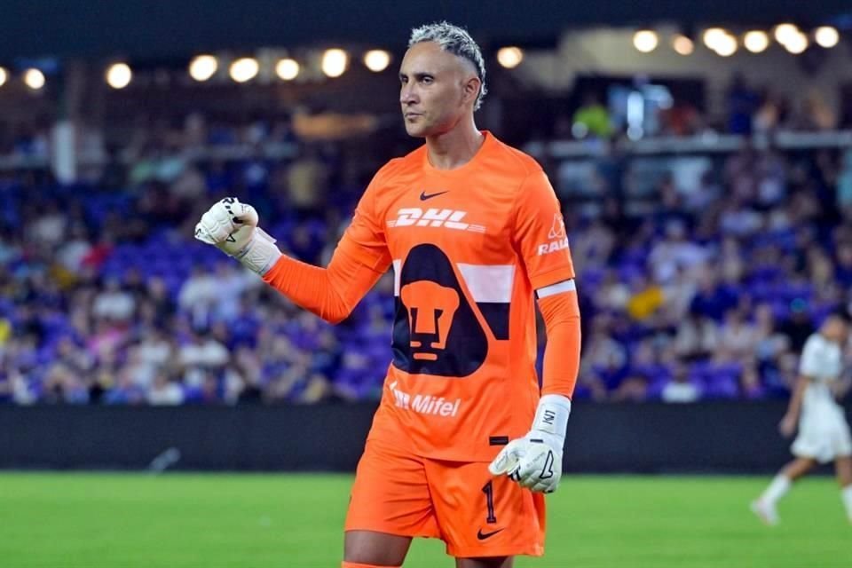 Keylor Navas debuta en CU.