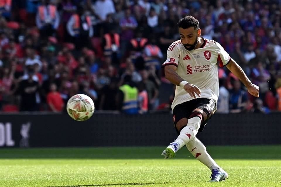 Mohamed Salah fue uno de los disparadores que erró.