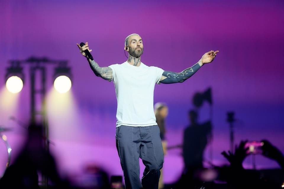 Finalmente, fue Maroon 5 el encargado de dar el concierto inaugural de la Arena Guadalajara.