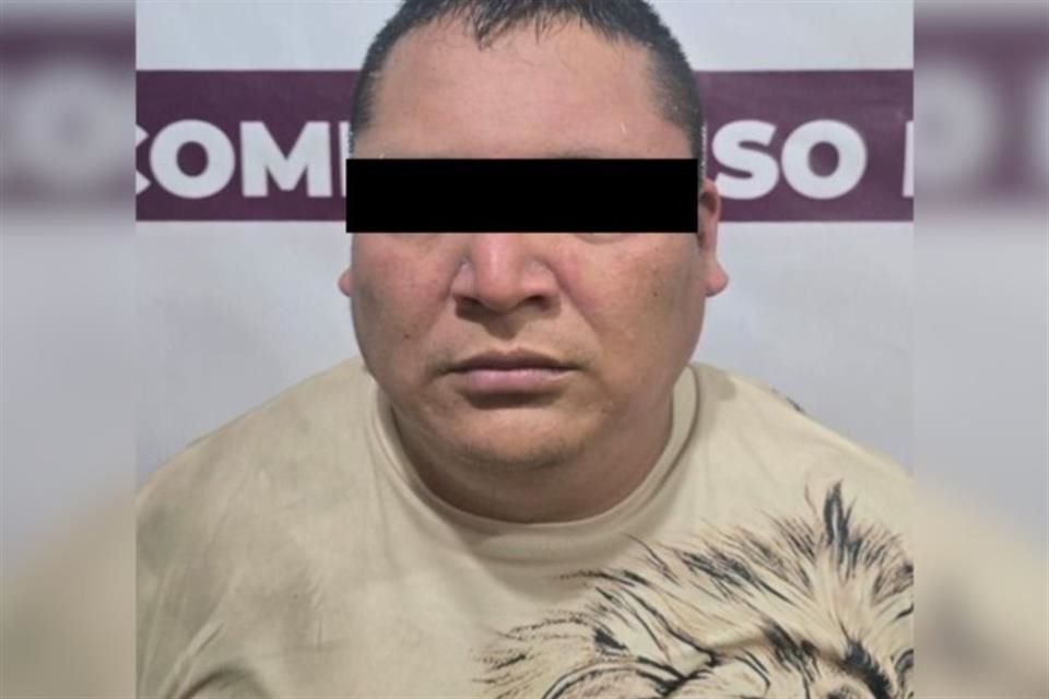 Guadalupe Luna Hernández, 'El Coyote', señalado como brazo armado de 'La Barredora' en Tabasco, fue detenido en Villahermosa capital.