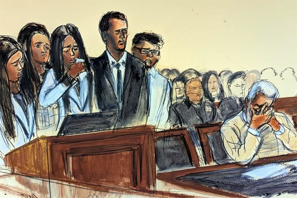 En compañía de sus hijos y familiares, el rapero Sean 'Diddy' Combs escuchó la sentencia por delitos relacionados con la prostitución.