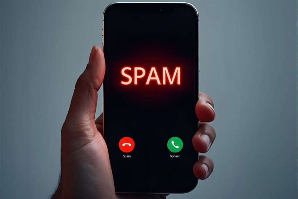 La recomendación general es ignorar los mensajes, no regresar las llamadas ni abrir enlaces, así como desconfiar de empleos que no han sido solicitados.