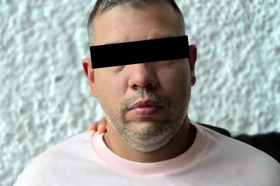 Nelson Arturo Echezuria Alcántara, presunto líder en México de la banda venezolana 'Tren de Aragua', fue arrestado por agentes federales en la CDMX. Dos colaboradores directos también fueron detenidos
