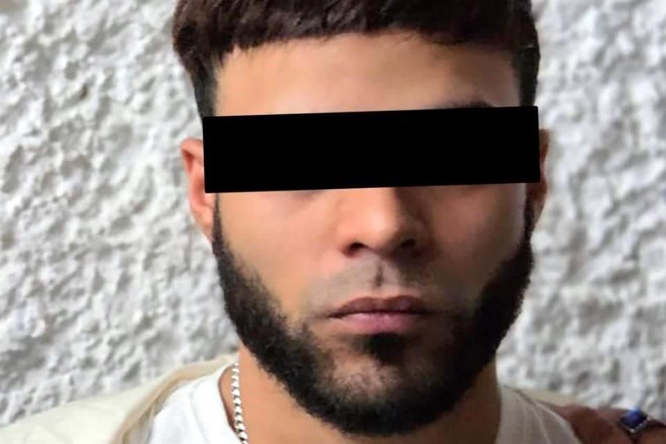 Nelson Arturo Echezuria Alcántara, presunto líder en México de la banda venezolana 'Tren de Aragua', fue arrestado por agentes federales en la CDMX. Dos colaboradores directos también fueron detenidos