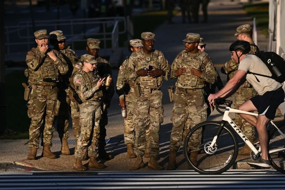 La escalada de la aplicación de la ley federal en Illinois sigue a otras medidas similares para combatir el crimen establecidas en otras partes del país, como Baltimore y Memphis.