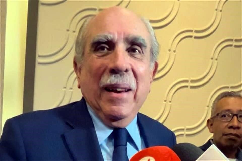 Pablo Gómez, titular de la Comisión Presidencial para la Reforma Electoral, no dio a conocer fechas, temáticas ni casas que realizarán encuesta sobre la reforma electoral en octubre.