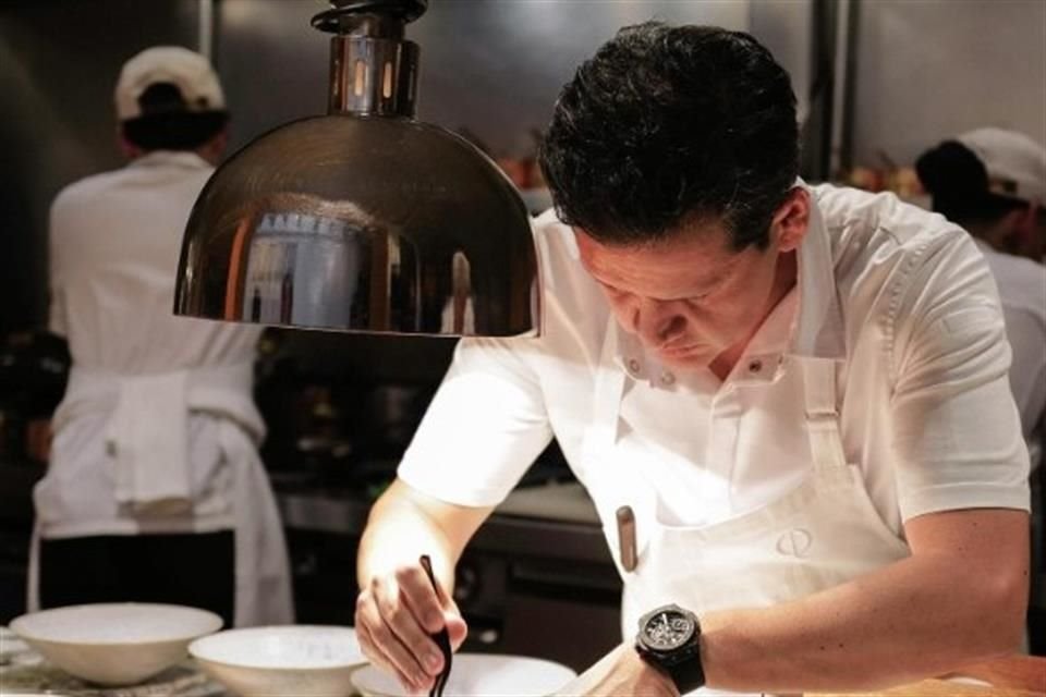 México brilla en The Best Chef Awards 2025: Vallejo, Mendez y Lastra logran tres cuchillos y Jiménez recibe el NextGen Award.