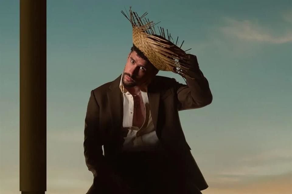 Bad Bunny encabeza la lista a pesar de haber debutado en Billboard en 2016, logrando la notable cifra de 16 números 1 en Hot Latin Songs.