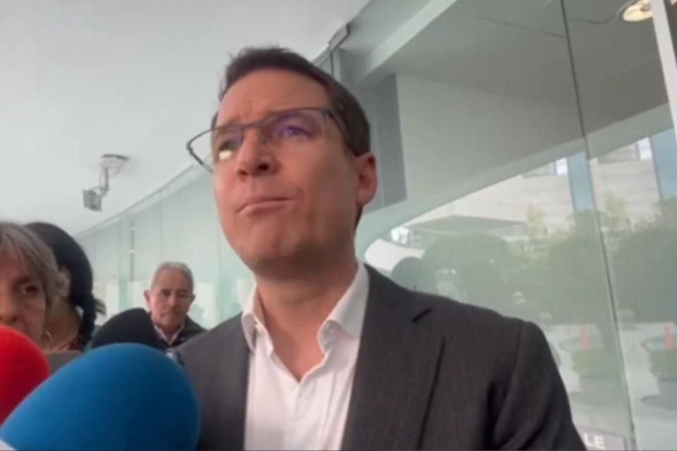 Ricardo Anaya, líder del PAN en el Senado, criticó que la Comisión Reguladora de Telecomunicaciones esté cesgada con personas cercanas a José Merino, titular de la Agencia de Transformación Digital.