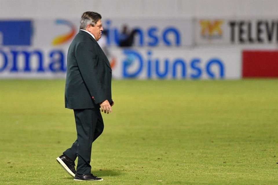 La Selección de Costa Rica, dirigida por Miguel Herrera, empató 0-0 con Honduras y complica más su Eliminatoria rumbo al Mundial 2026.