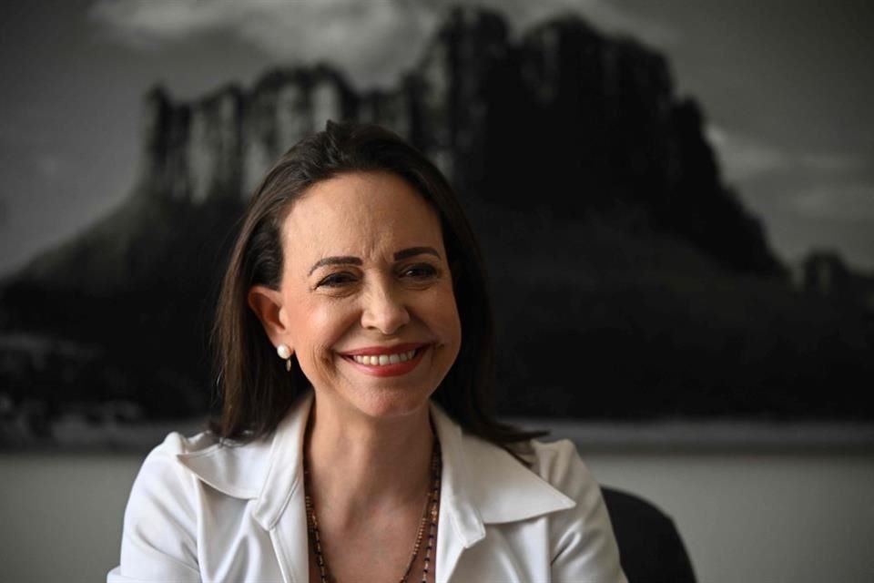 La líder venezolana María Corina Machado dijo que la Oposición está 'en el umbral de la victoria' tras recibir el Premio Nobel de la Paz.