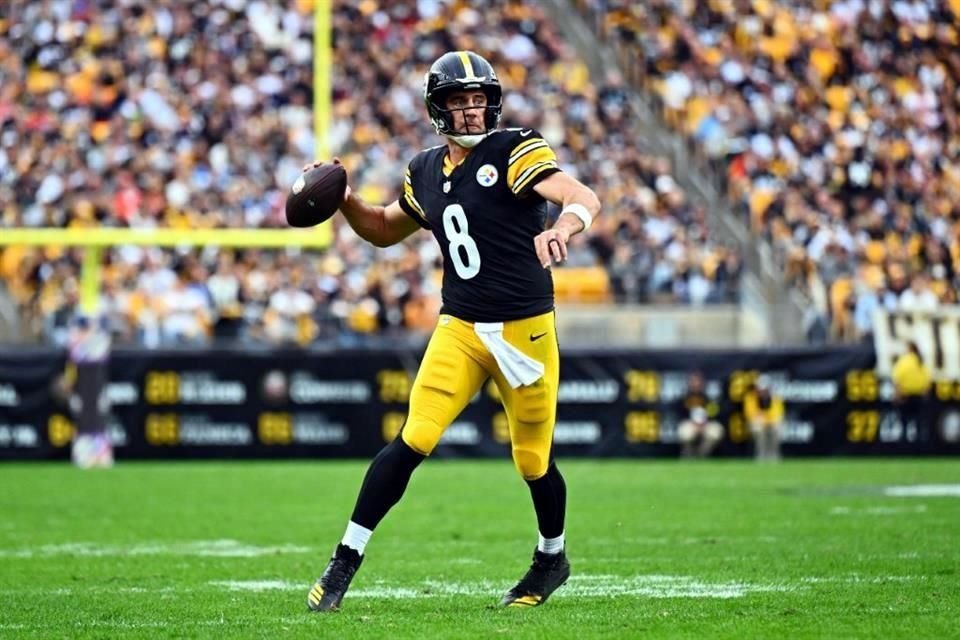 Aaron Rodgers completó el 70 por ciento de sus envíos.