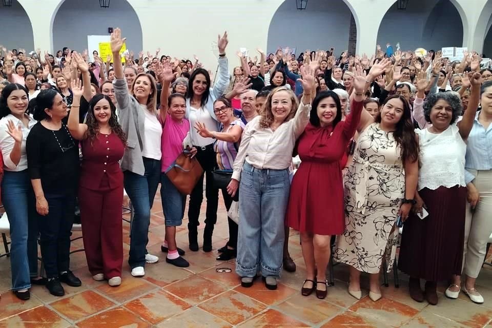 La asamblea 'Voces por la Igualdad y Contra las Violencias', la cual benefició a 600 mujeres del Municipio.