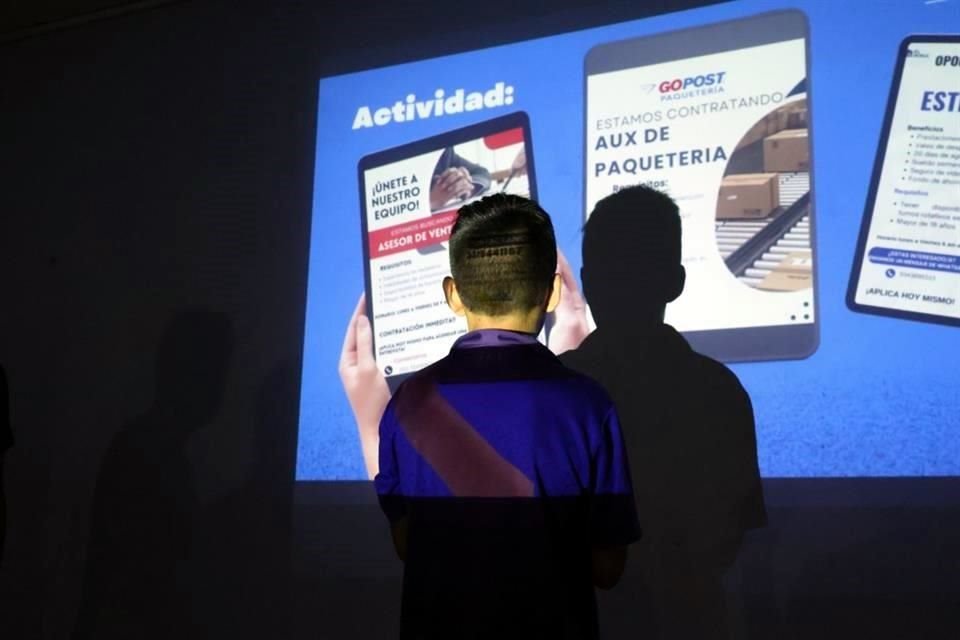 Se alertó a los menores sobre los riesgos que existen en redes sociales.