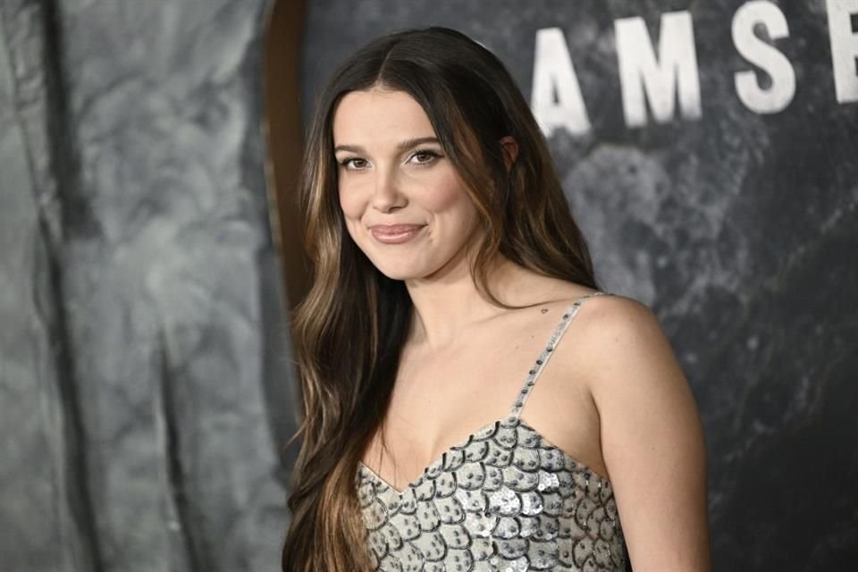 Millie Bobby Brown protagonizará y producirá Prism, una nueva serie sobrenatural actualmente en desarrollo en Netflix.