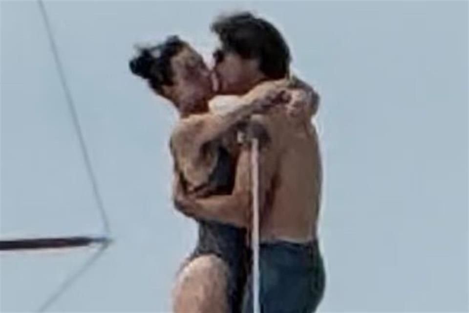 Recientes imágenes mostraron a Perry y Trudeau besándose y abrazándose a bordo de su yate en Santa Bárbara, California.