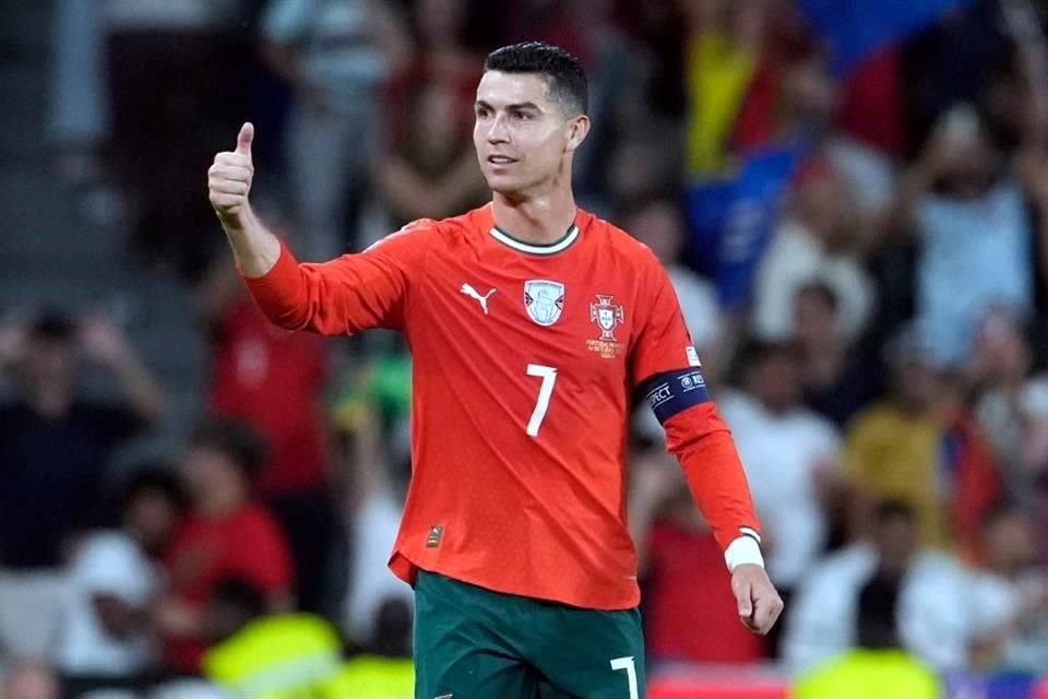 Ronaldo logró doblete.