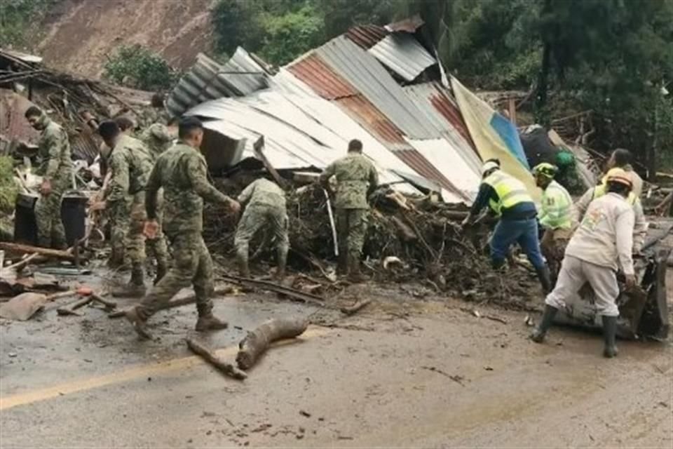 Titular SICT informó que, tras las intensas lluvias, aún continúan incomunicadas 191 comunidades en cinco estados del País.