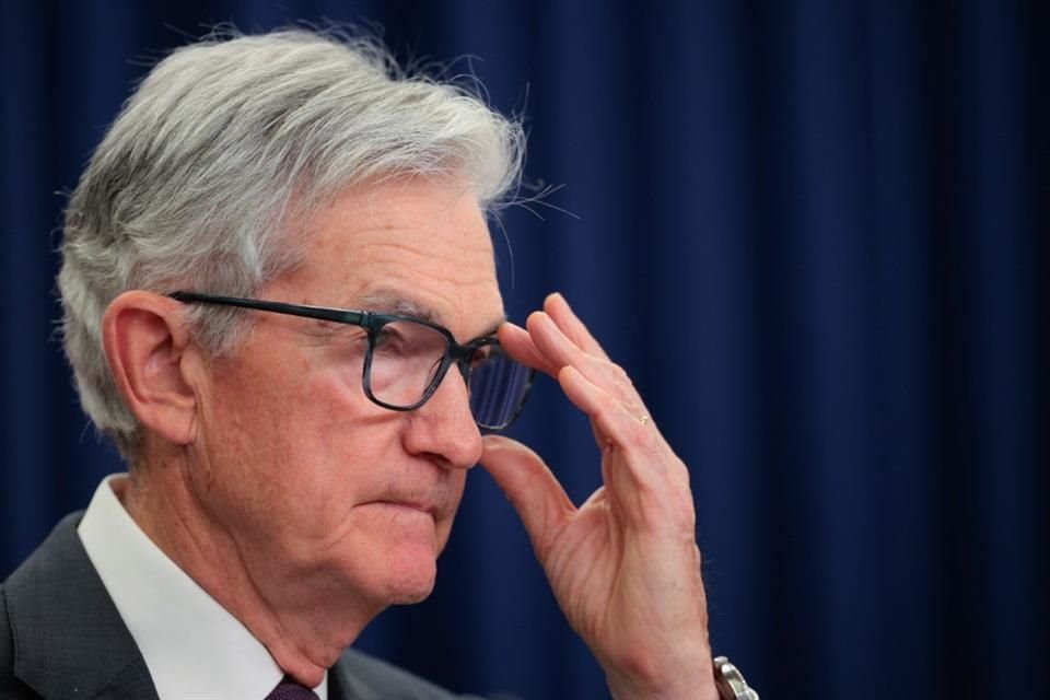 Donald Trump, amenazó con permitir que se presente 'demanda importante' contra el presidente de la Fed, a quien le ha pedido baje las tasas.
