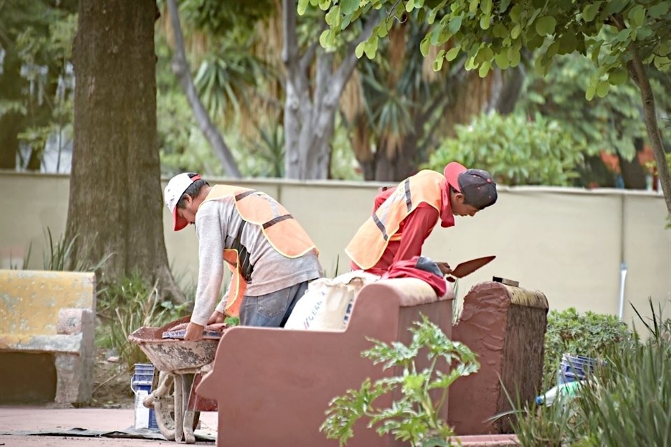 Herstelwerkzaamheden in Revolución Park, uitgevoerd door de gemeenteraad van Guadalajara.