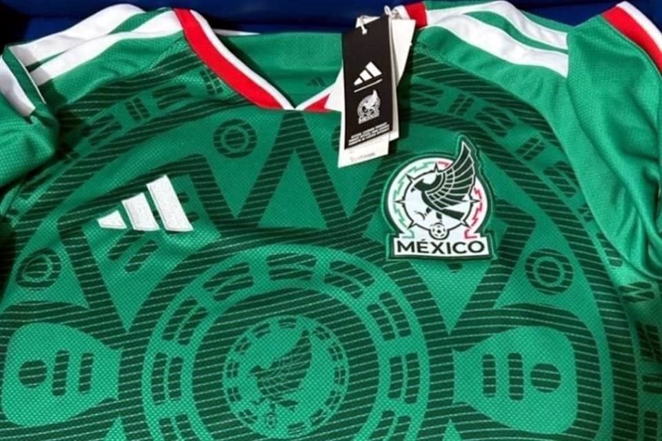 Esta sería la playera que utilizaría la Selección Mexicana en la próxima Copa del Mundo.