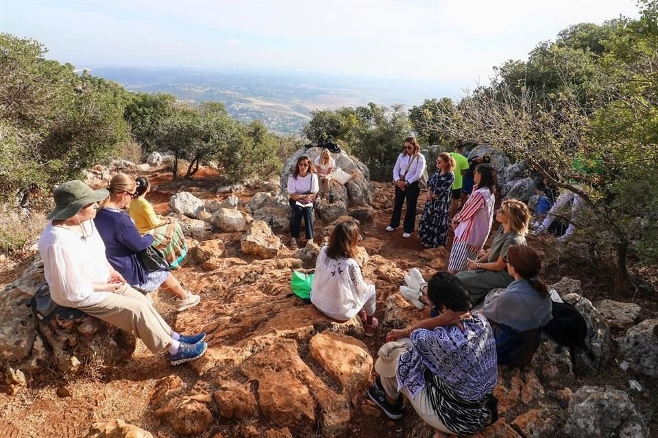 Lo que sería un viaje para documentar la Magdala en Tierra Santa culminó en un testimonió del inicio de la guerra, en la cinta 'Rabbuní'.