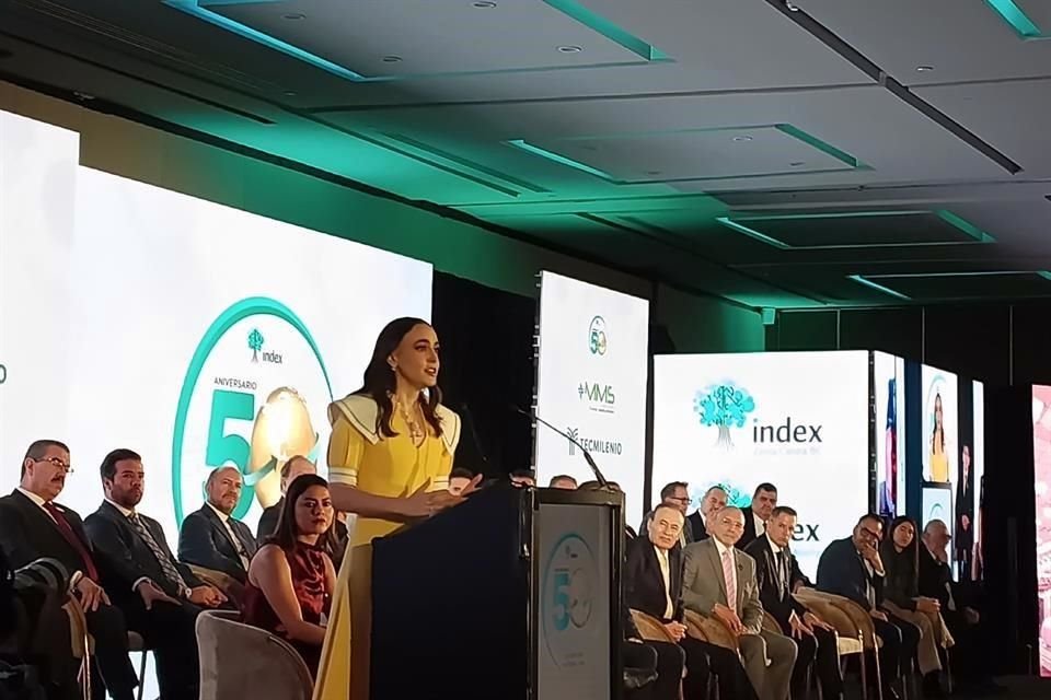 Altagracia Gómez, solicitó al sector maquilador ampliar sus inversiones y crecer sus plantas laborales.