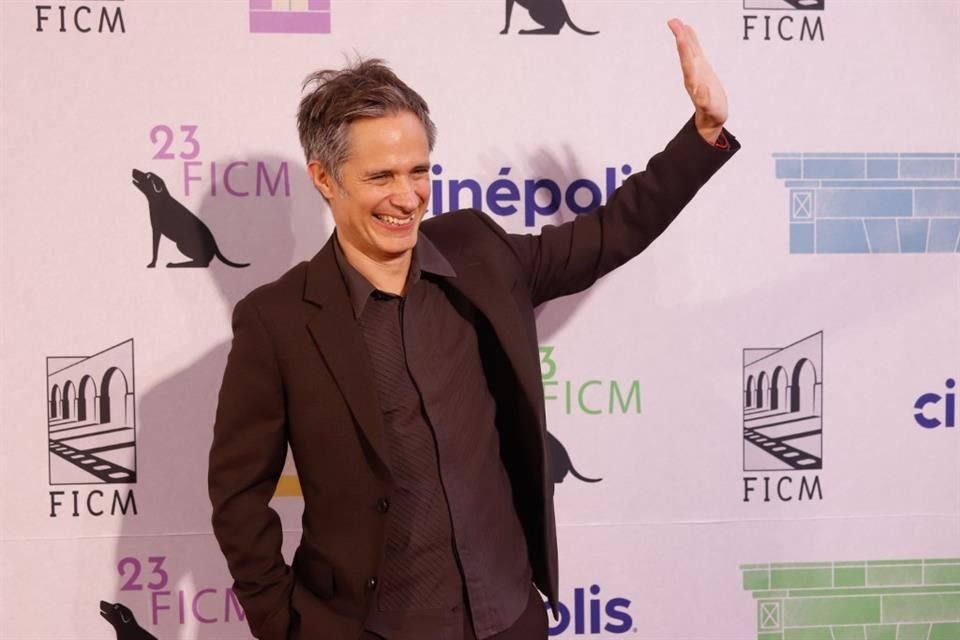 El actor mexicano Gael García Bernal fue recibido como todo un ídolo en el Festival Internacional de Cine de Morelia, donde tuvo varias actividades.