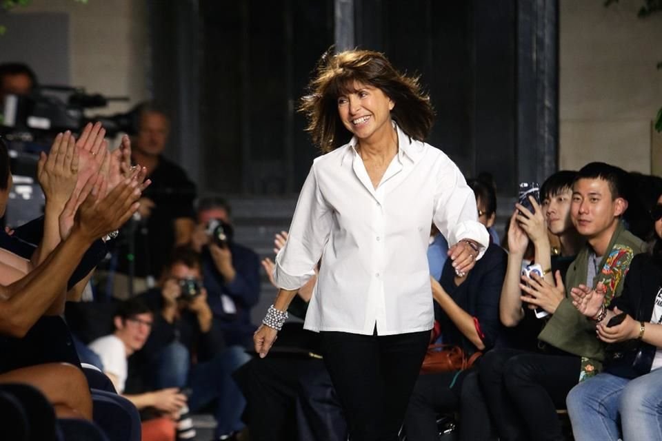 Véronique Nichanian presentará su último desfile masculino para Hermès tras 37 años, cerrando una era de innovación y estilo icónico.