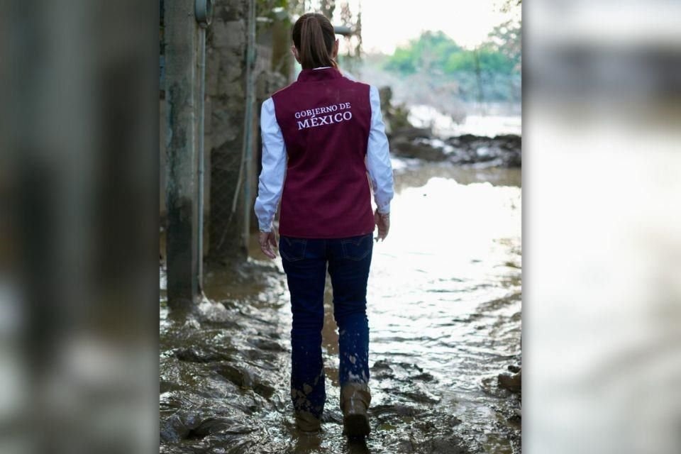 La Presidenta Claudia Sheinbaum recorrió las calles del Municipio de Tempoal, Veracruz, que fue afecado por las lluvias ocurridas hace unas semanas.