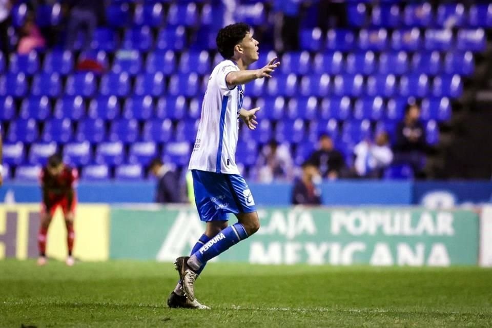 Un doblete de Carlos Baltazar fue suficiente para darle tres puntos al Puebla, aunque no saldrán del sótano de la tabla.