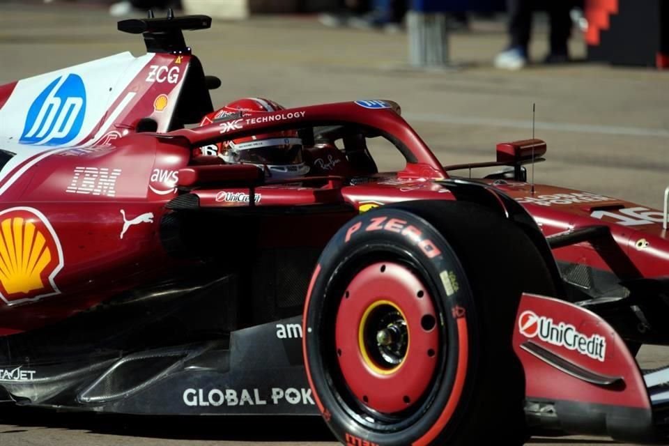 Charles Leclerc aguantó los embates de Russell para quedarse con el tercer puesto en la parrilla de salida del GP de Estados Unidos.