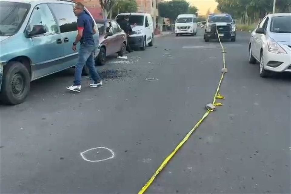 Detonaciones de arma corta, que estallaron cerca de la Secundaria Mixta 22, alertaron a vecinos en la Colonia Lagos de Oriente, en GDL.