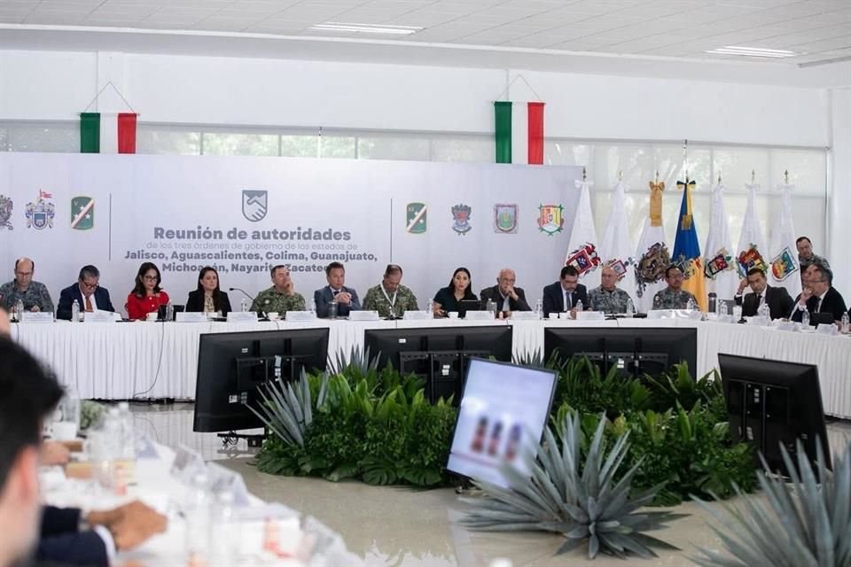 Gobernadoras y Gobernadores participaron en la Reunión de Seguridad de la Zona Occidente, en las instalaciones de La Mojonera, en Zapopan.