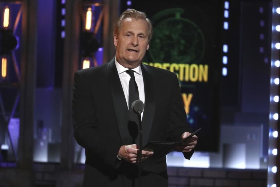 Daniels ha sido durante mucho tiempo un crítico abierto de Trump, como hace unos meses, cuando se lanzó contra los votantes del actual presidente de EU.