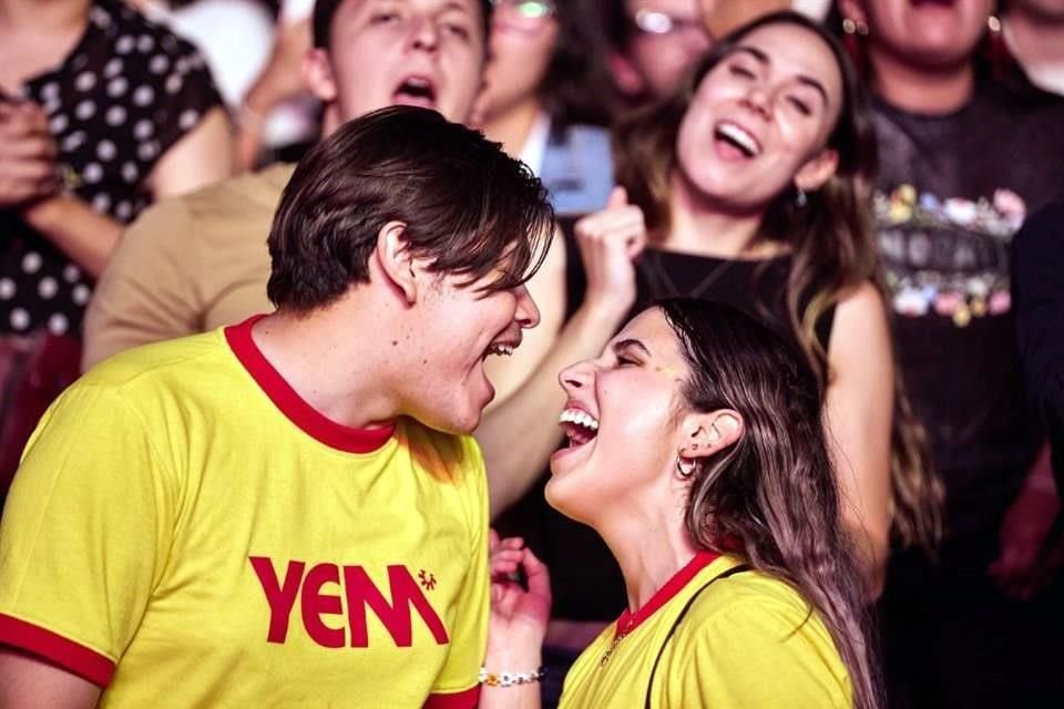 El regreso de Morat a las Fiestas de Octubre fue espectacular, contundente y dinámico.